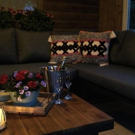 'T Voske Bed & Breakfast Де Хаан Екстериор снимка