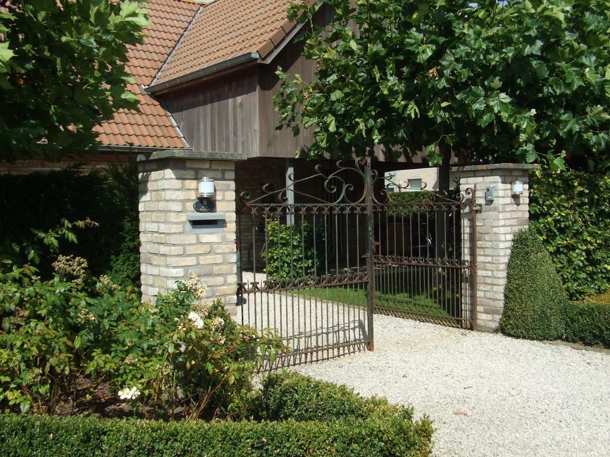 'T Voske Bed & Breakfast Де Хаан Екстериор снимка